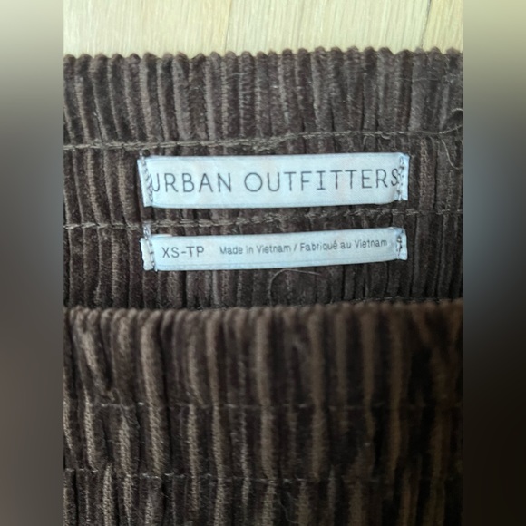 Urban Outfitters Corduroy Balloon Pants. US size S - Picture 4 of 4